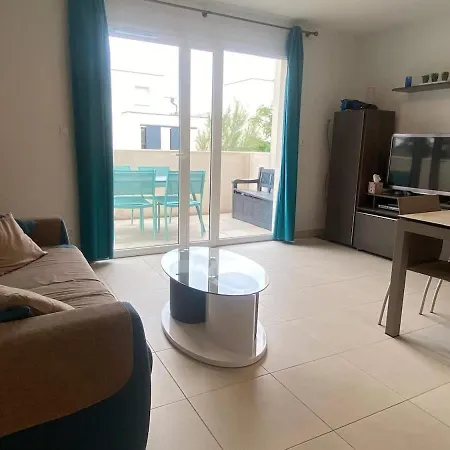 Apartment Bianca Duplex Climatise A 500m De La Serignan